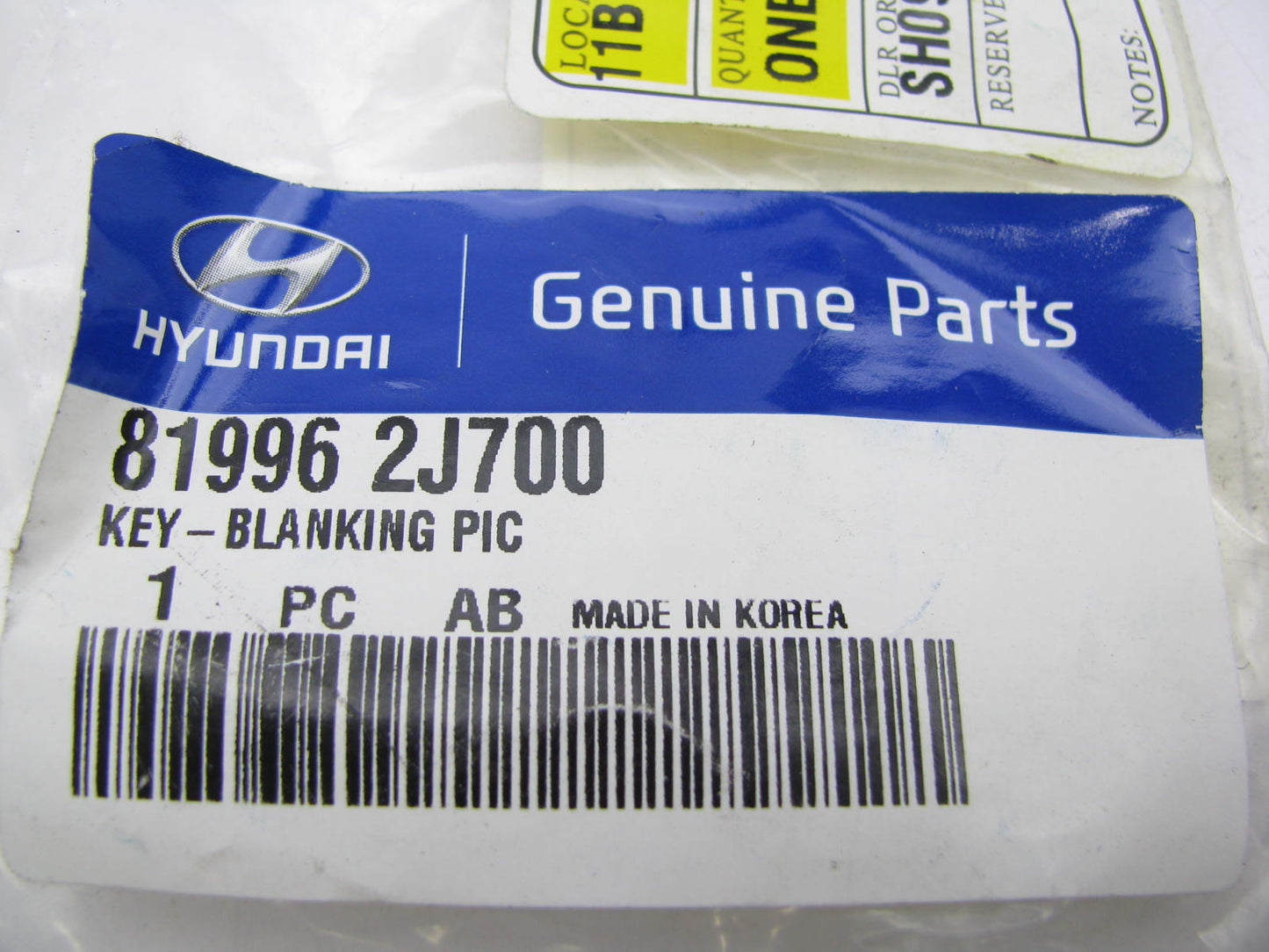 NEW GENUINE Smart Key Blank (Uncut Key) OEM For Hyundai 819962J700
