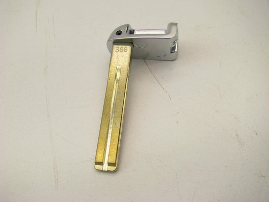 NEW OEM Uncut Key Blank For 2011 2012 Hyundai Azera 819963V020