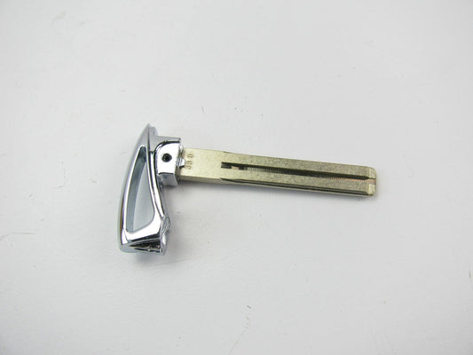 NEW - OEM GENUINE Key Fob Insert UNCUT Key Blank For 2011-2013 Azera 819963V040