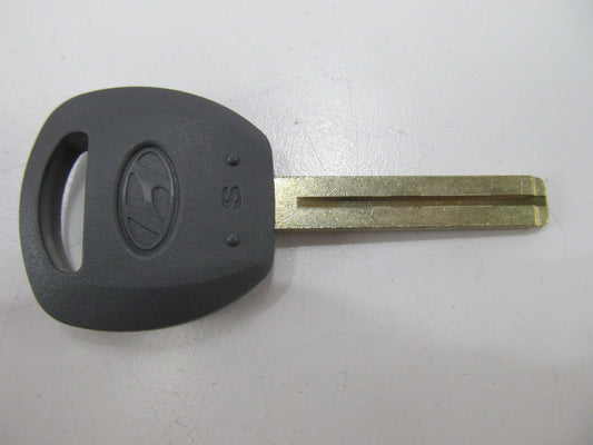 NEW - OEM 819983M010 Uncut Immobilizer Key Blank For 2008-2014 Genesis