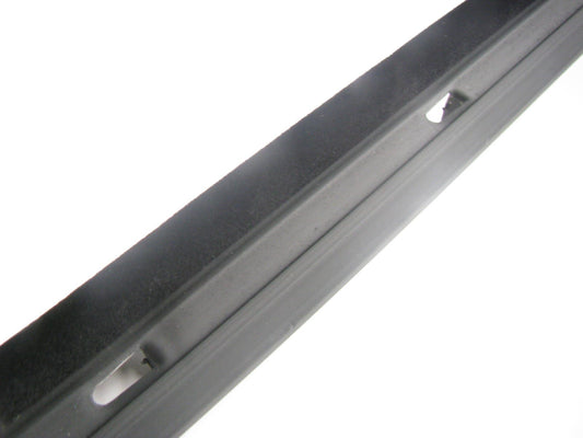 New FRONT LEFT Interior Door Window Weatherstrip Belt Seal OEM For 99-05 Sonata