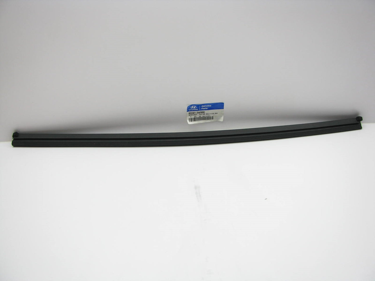 Front Right Passengers Door Window Belt Weather Strip Seal For 2013-16 Santa Fe
