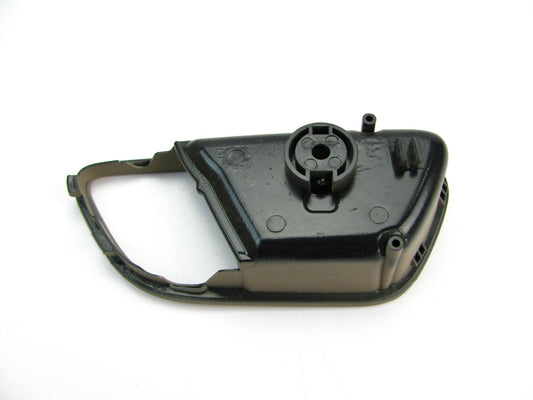826212W000VYN Right Interior Door Handle Bezel OE For Hyundai 2013-2015 Santa Fe