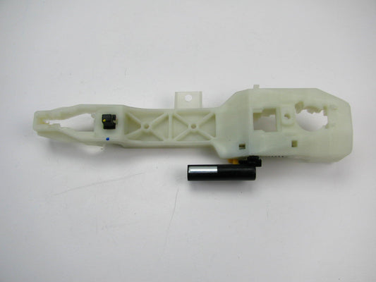 New Front Right Outside Door Handle Base Bracket OEM For 12-17 Accent 826651R000