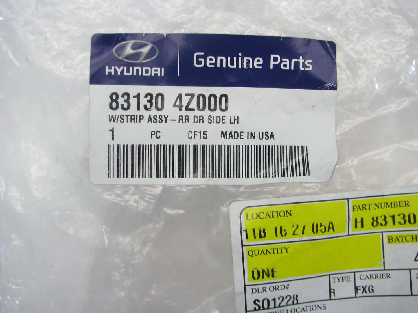 NEW GENUINE REAR LEFT Door Weatherstrip Seal OEM For 13-18 Santa Fe Sport