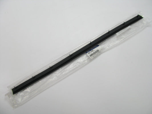 New Rear Door Belt Inner Weatherstrip Left Driver For 07-12 Veracruz 832313J000
