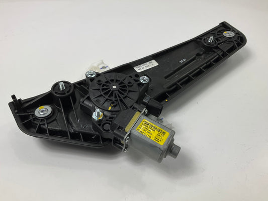 Rear Right Door Window Motor & Regulator OEM For 2012-2017 Veloster 834022V000
