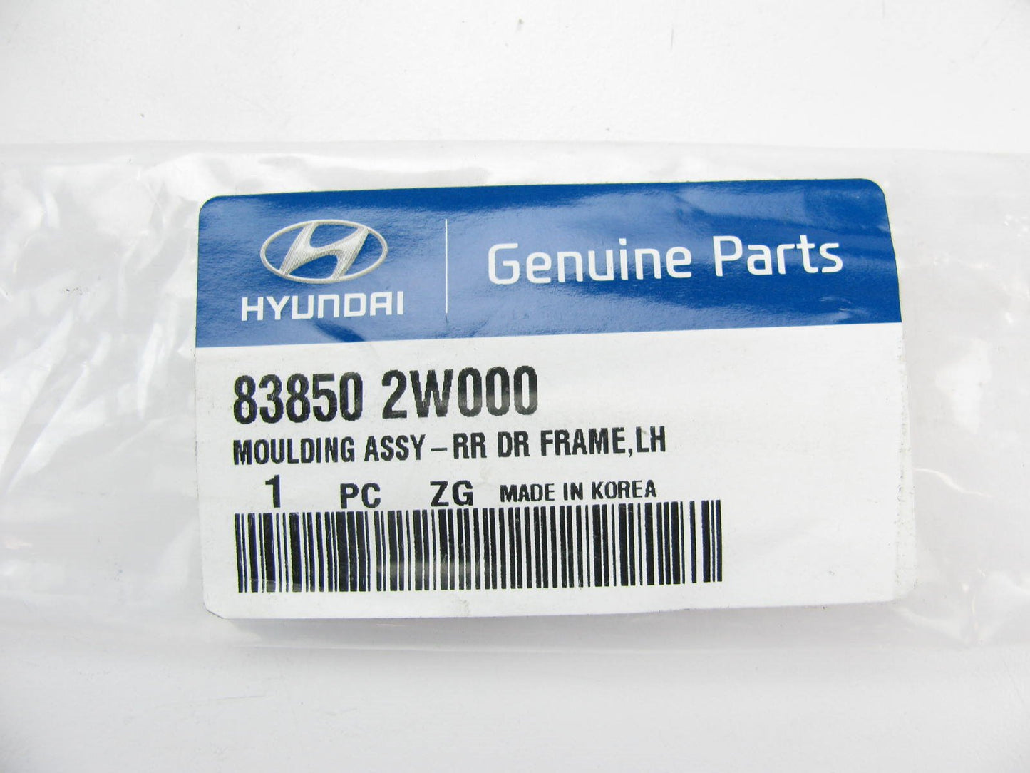 New OEM Rear Door Frame Moulding Trim Left Driver For 13-15 Sante Fe 838502W000