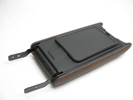 NEW 846603NAA0TU Center Console Armrest Lid Cover OEM For 2014-15 Equus ULTIMATE