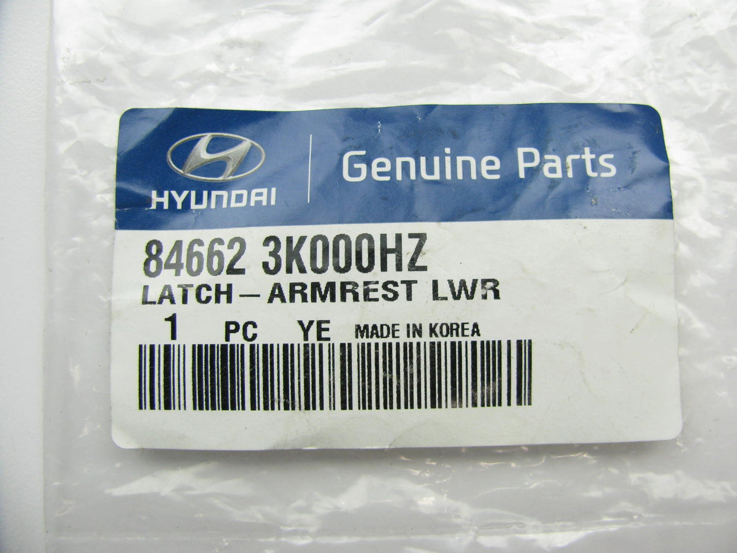 New OEM Armrest Lower Latch Black OEM For 2009-10 Hyundai Sonata 846623K000HZ