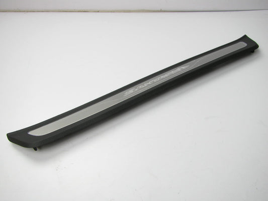 Front Right Passengers Side Door Scuff Sill Plate OEM For 13-15 Hyundai Santa Fe