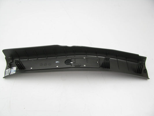 NEW GENUINE Rear Right Passengers Side Door Sill Plate OEM For 09-14 Genesis