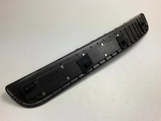 Rear Right Door Sill Scuff Plate OEM For 2015-2016 Genesis 85888B1000RNB