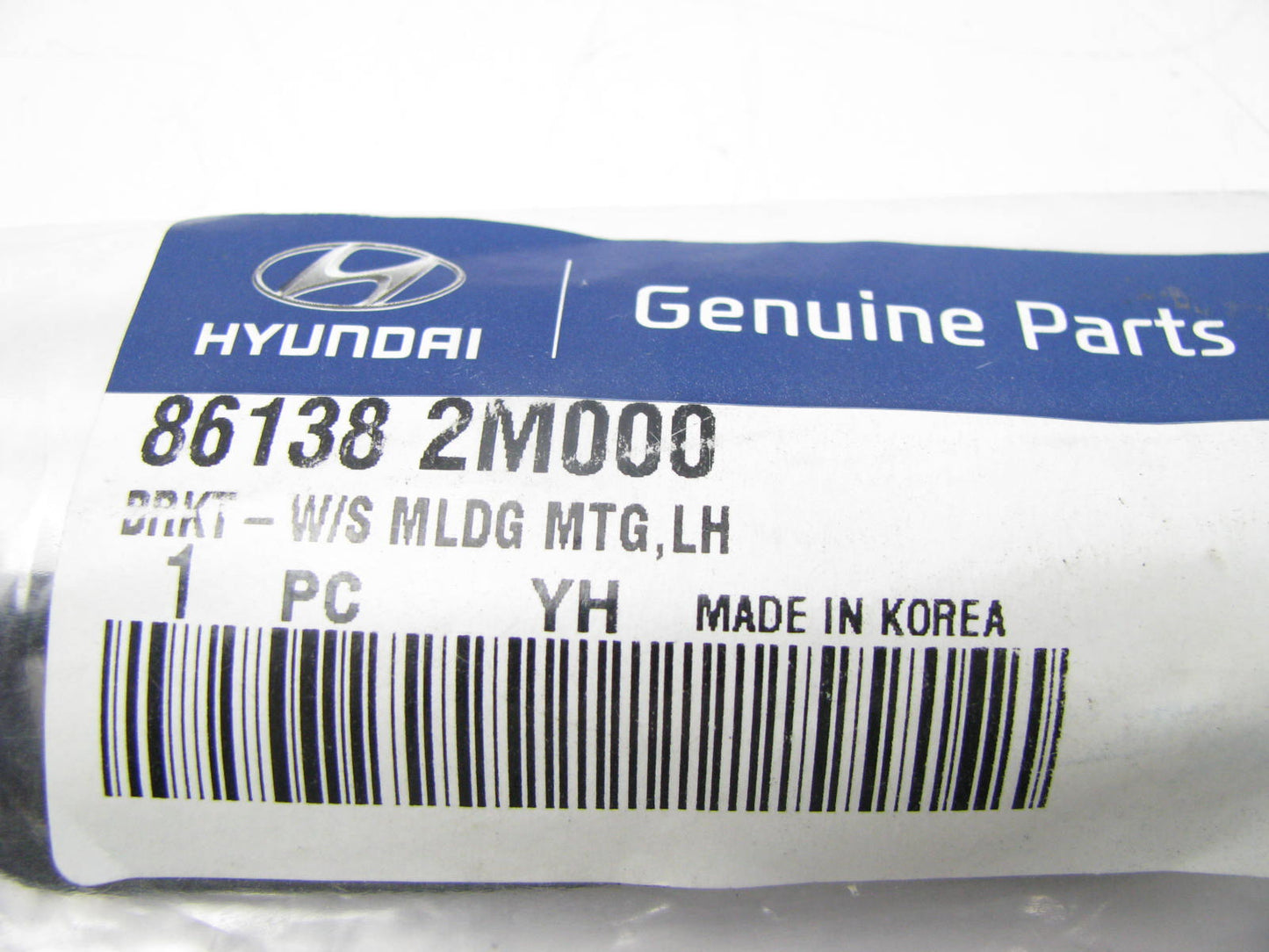 Left (Drivers Side) Windshield Glass Molding Strip OEM For 2010-15 Genesis Coupe