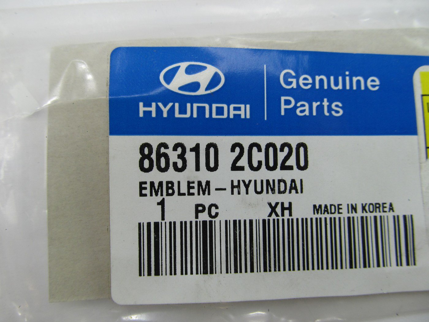 New Genuine Rear Liftgate Emblem Badge Nameplate 863102C020 For 2003-07 Tiburon