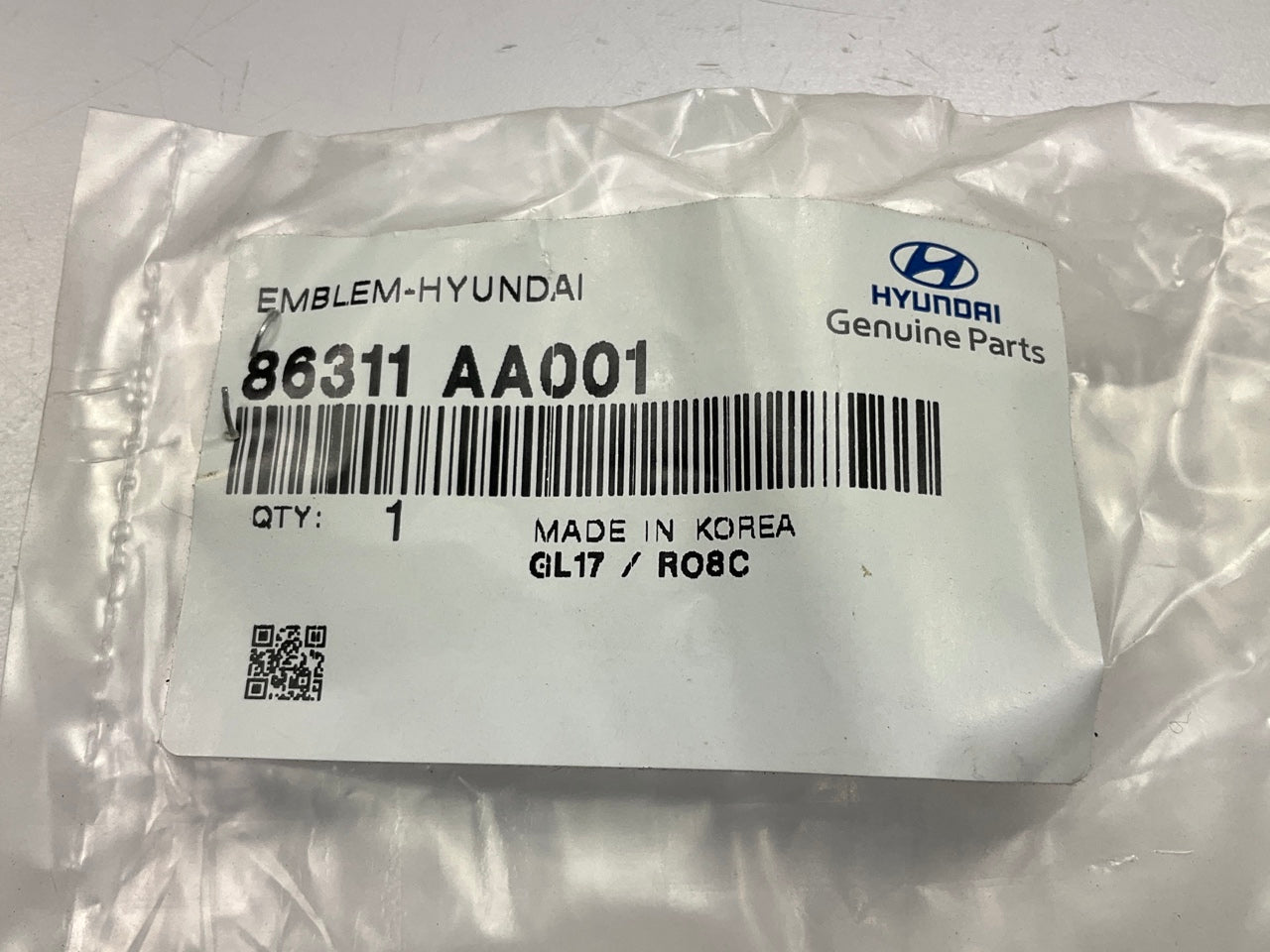 NEW Front Grille *H* Emblem Logo OEM For 2021-2023 Hyundai Elantra 86311AA001