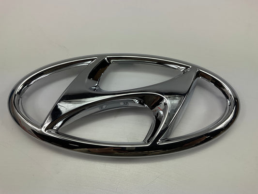 NEW Front End Front Bumper Cover *H* Emblem OEM For 2021-2023 Elantra 86311AB000