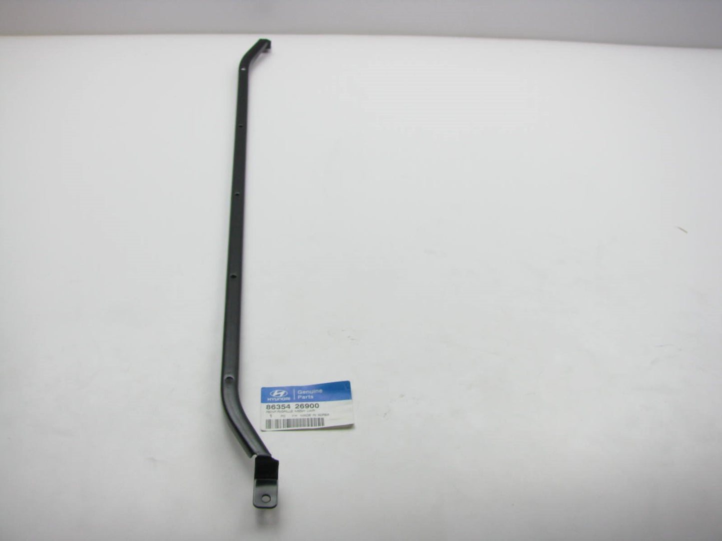 Front Grille Lower Reinforcement Screen Moulding OEM For 01-04 Hyundai Santa Fe