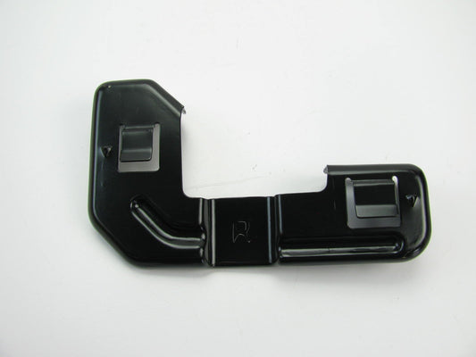 865822E000 Front Right Side Bumper Cover Bracket OEM For Hyundai 05-09 Tucson