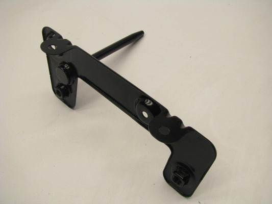 NEW - OEM 86642D3100 Rear Right Bumper Mount Plate For 2015-2020 Hyundai Tucson