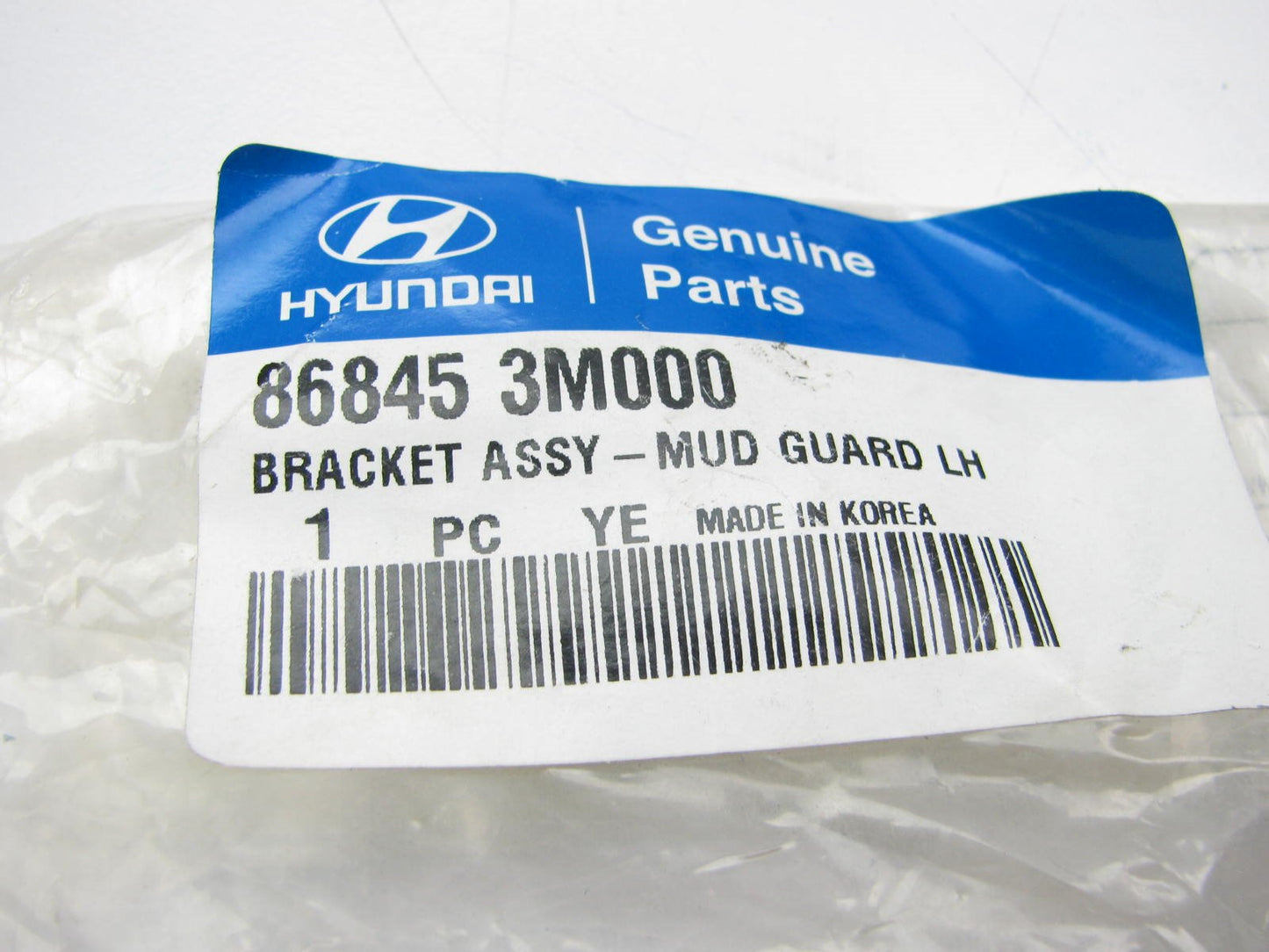 NEW - OEM Rear Wheel Left Mud Splash Guard Bracket For 09-14 Genesis 868453M000