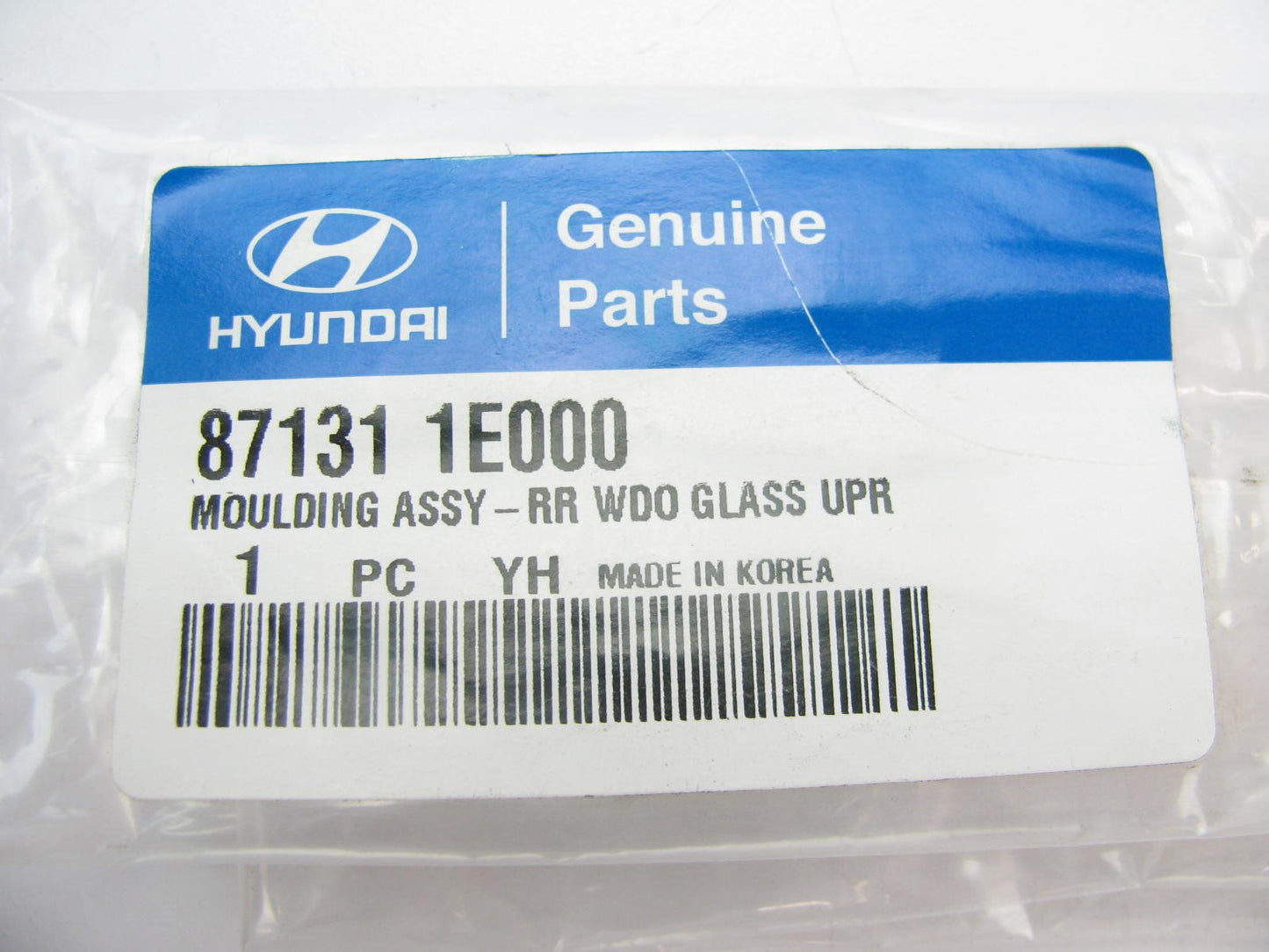 Rear Back Glass Upper Reveal Molding Seal Strip OEM For 06-11 Accent SEDAN ONLY