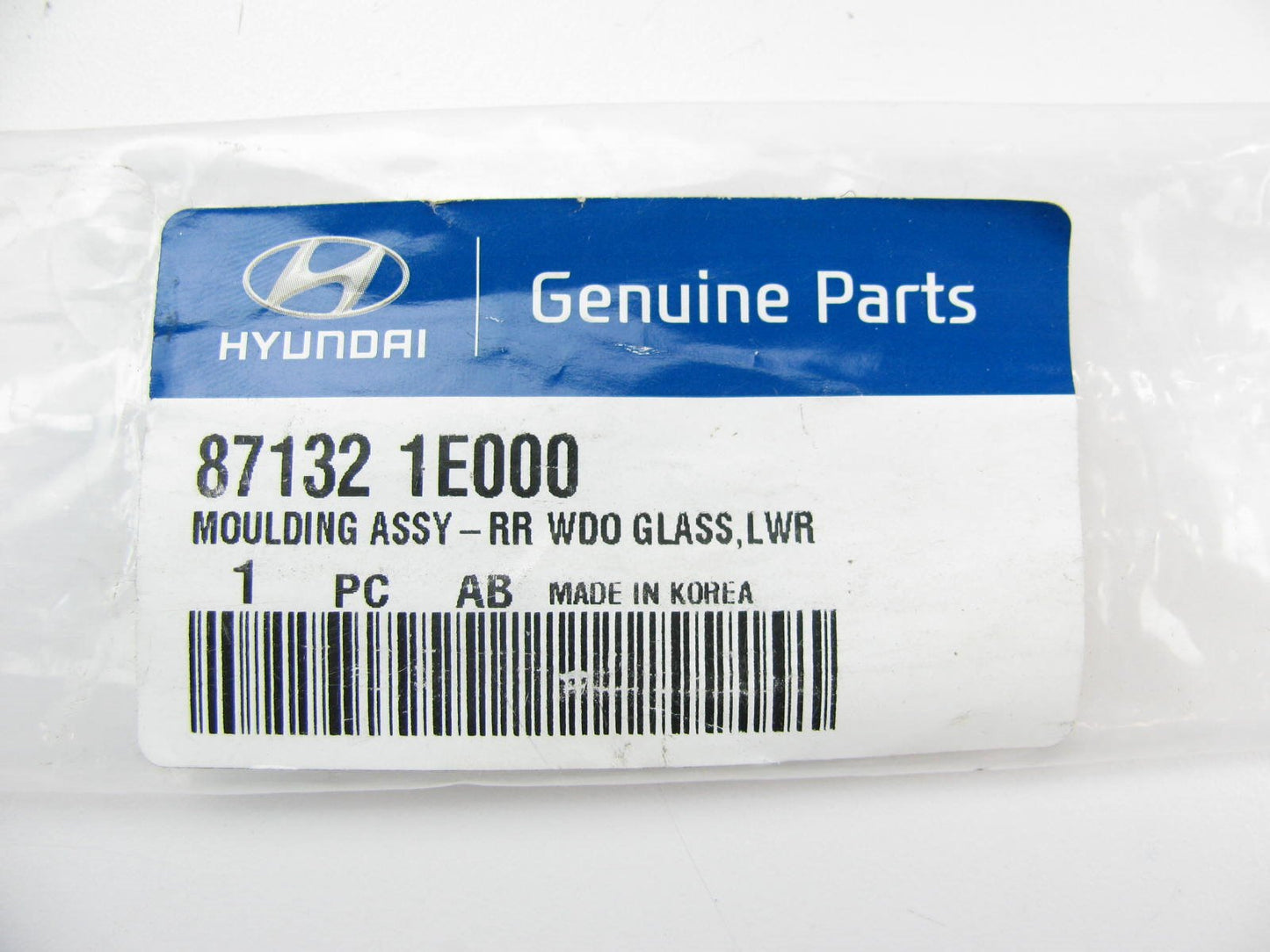 New OEM Rear Window Glass Moulding Lower For 06-11 Accent SEDAN 871321E000