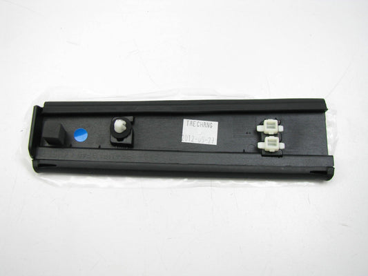 NEW GENUINE Right Passengers Side Roof Rack Moulding Trim OEM For 12-13 Santa Fe