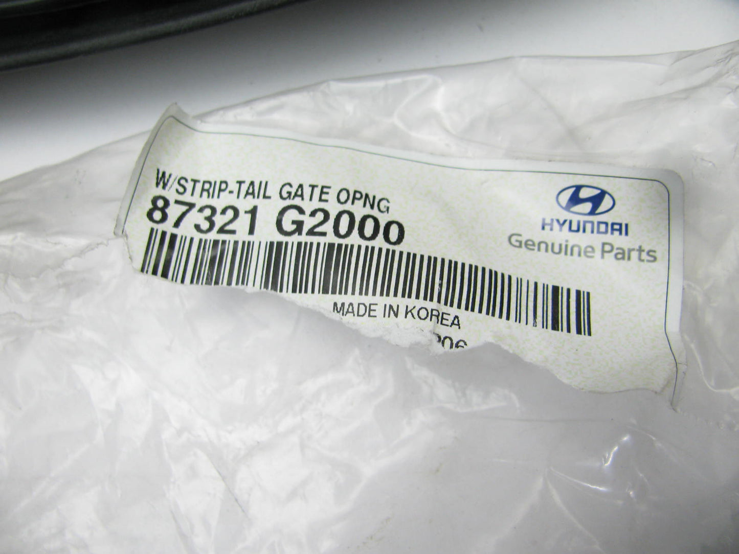 NEW 87321G2000 Tailgate Weatherstrip Seal OEM For 2017-2022 Hyundai Ioniq