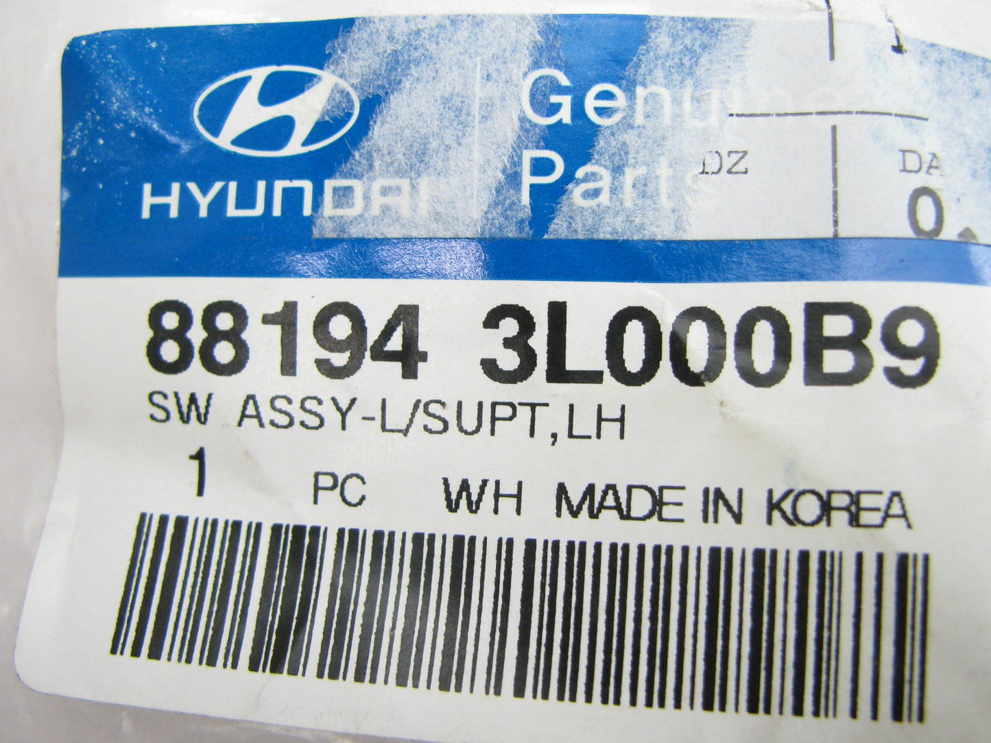 New OEM Front Left Side Seat Lumbar Adjust Switch GRAY For 2007-10 Hyundai Azera