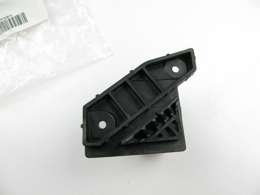 Right Passengers Side Headlight Lamp Bracket OEM For 2015-2017 Sonata 92141C1000
