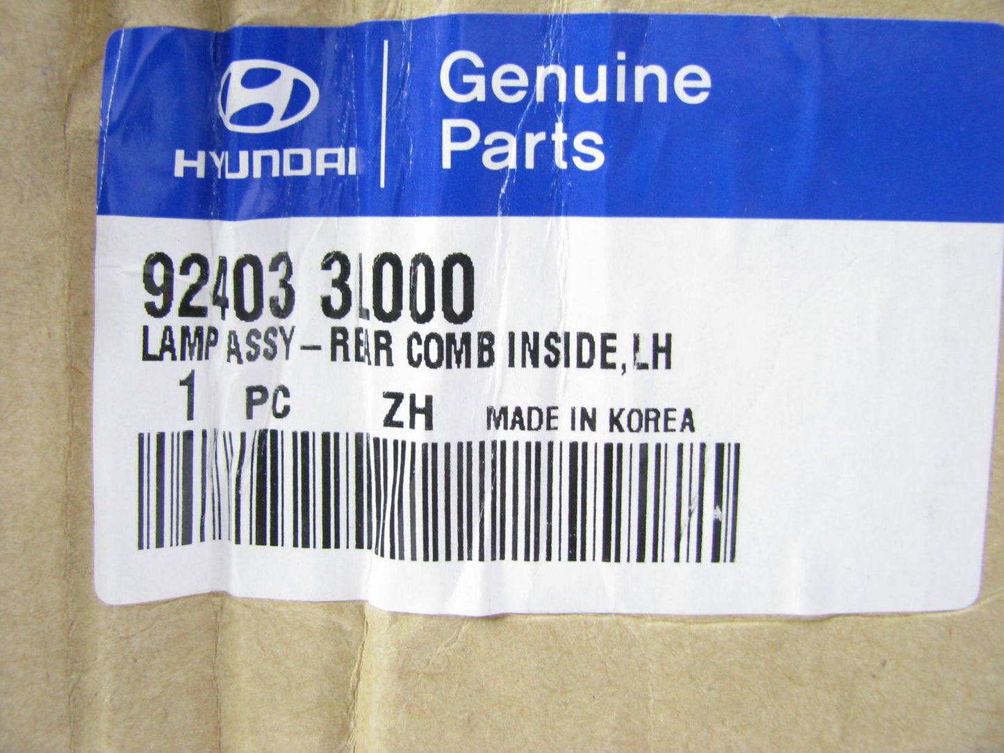 NEW - OEM GENUINE REAR LEFT Tail Light Lamp For 06-09 Hyundai Azera 924033L000