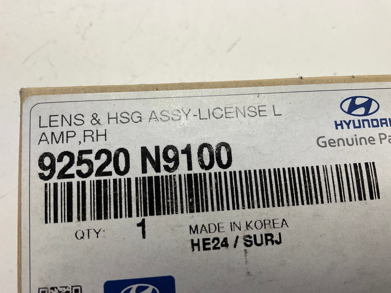 Right Passengers Side License Plate Light Lamp OEM For 22-23 Tucson 92520N9100