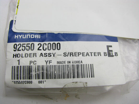 NEW - OEM 925502C000 Turn Signal Light Lamp Bulb Socket Holder For Hyundai