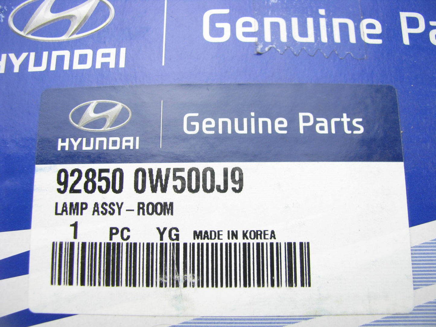 NEW - OEM GENUINE Overhead Lamp Console Map Light For 2008-2009 Hyundai Santa Fe