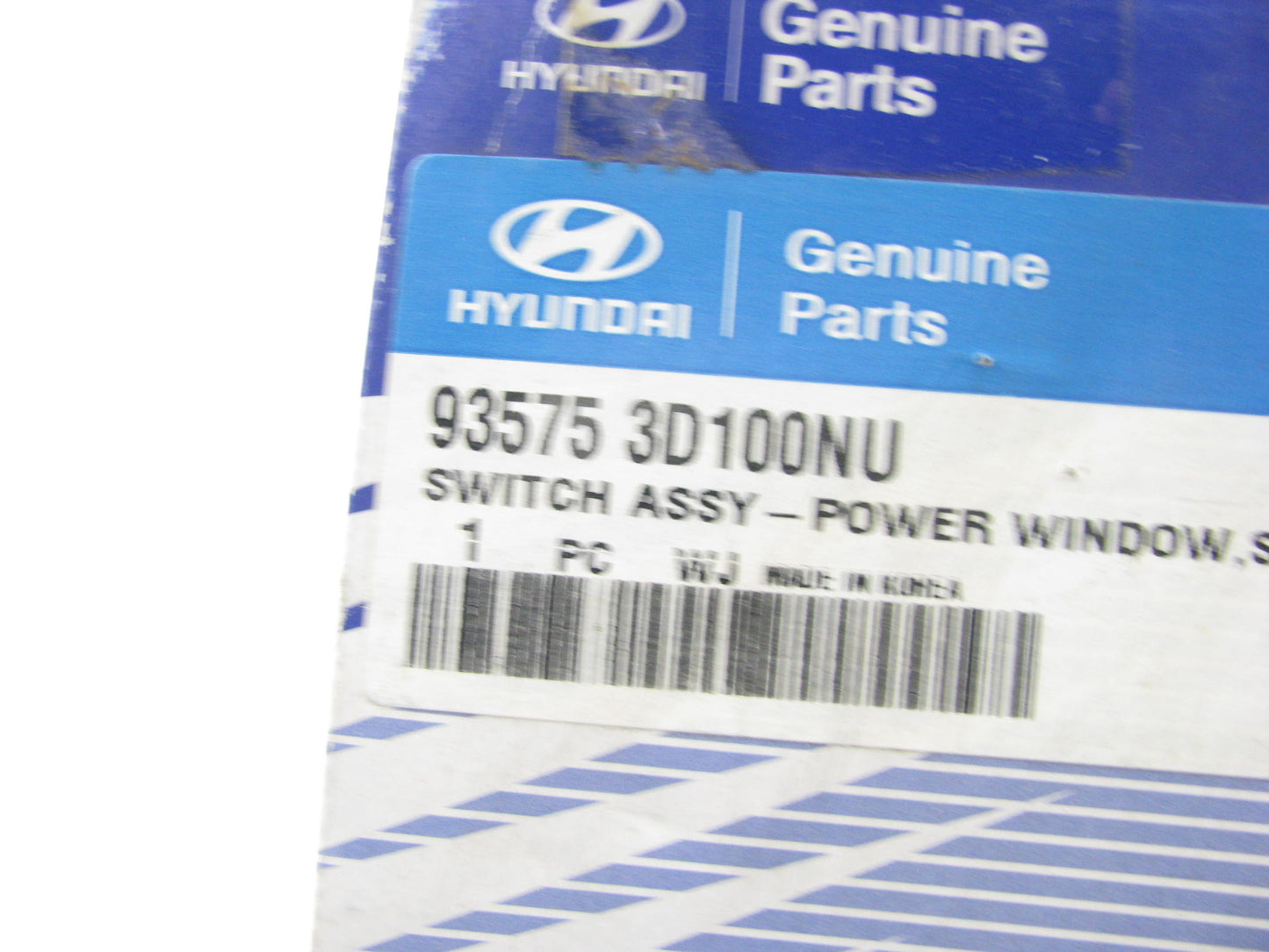 NEW - OEM 93575-3D100NU Right Front Power Window Switch For 02-03 Hyundai Sonata