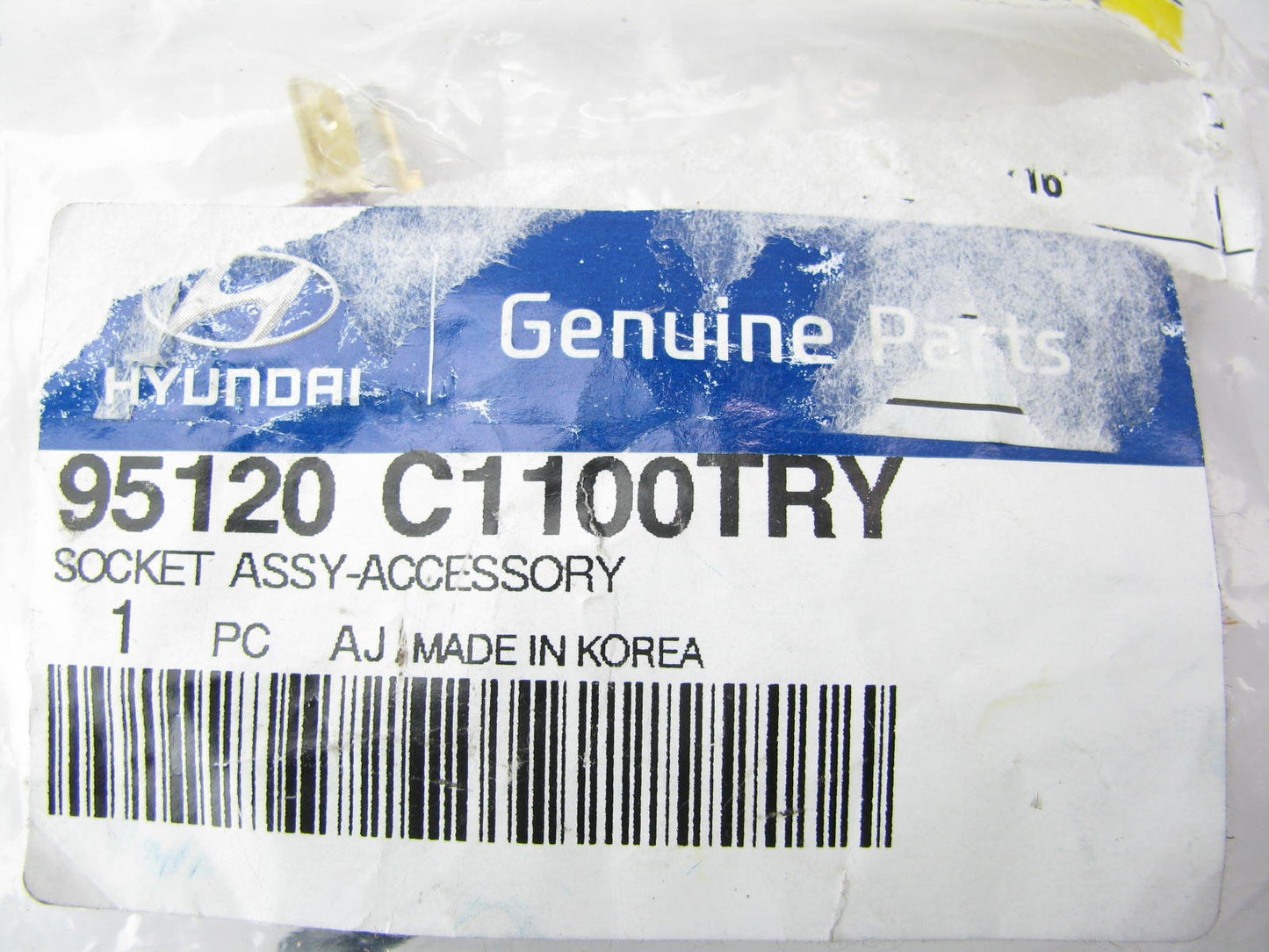 New Genuine Center Console 12V Power Lighter Socket OEM For 15-16 Sonata