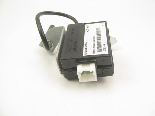 NEW - OEM 954702S500 Keyless Entry Receiver For 2014-2015 Hyundai Tucson