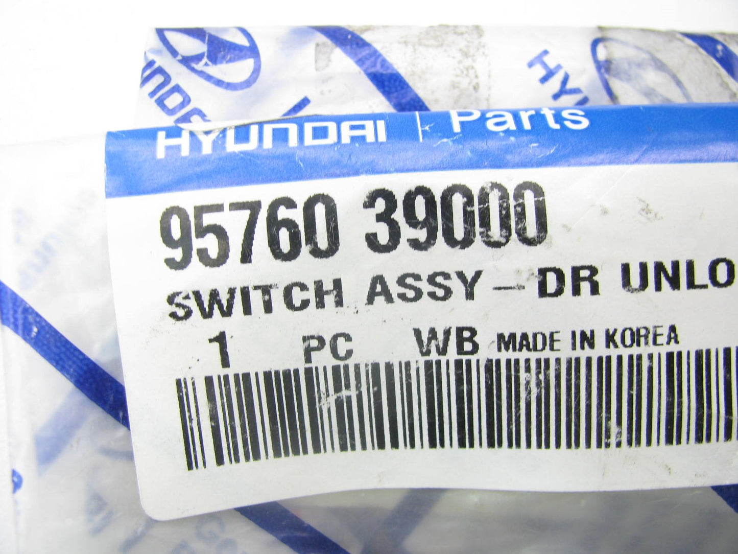 NEW OEM GENUINE Front Left Side Door Unlock Switch For 2001-05 XG300 9576039000