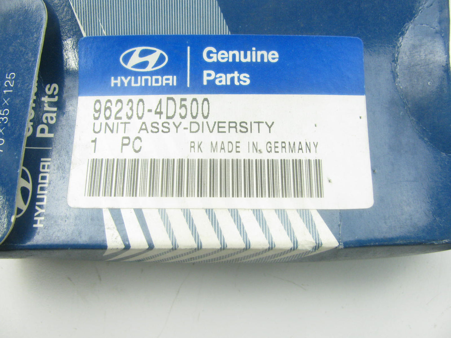 NEW - OEM 962304D500 Radio Antenna Control Module For 2007-08 Hyundai Entourage