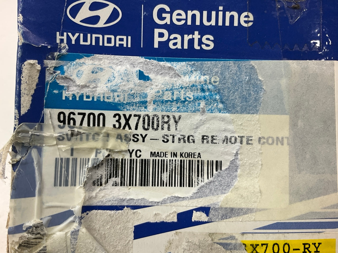 NEW Left Side Steering Wheel Trim OEM For 2014-2016 Hyundai Elantra 967003X700RY