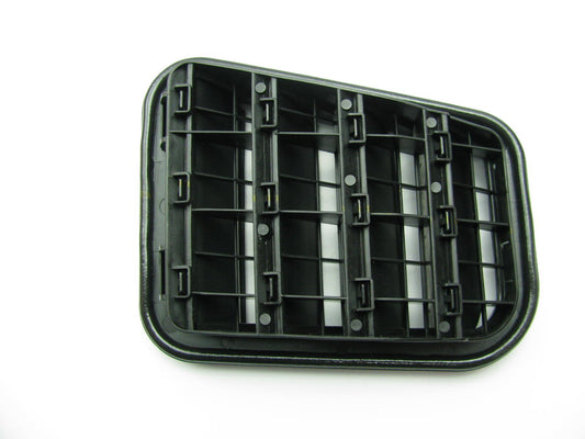 Quarter Panel Air Vent Grille Right Hand (Passengers) Side OEM For 15-19 Sonata