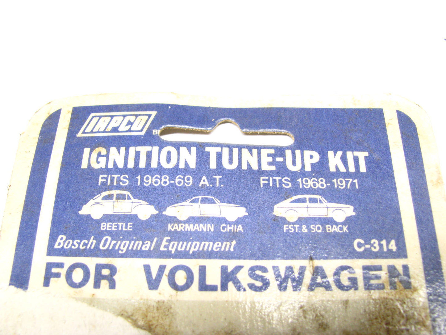 Iapco C314 Ignition Points & Condenser Kit For 1968-1969 Volkswagen Beetle