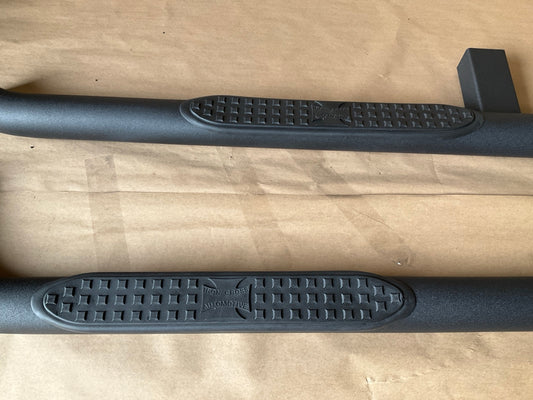 Iron Cross 53-482-B Side Step Bars For 17-21 Ford F-250 F-350 Super Cab Long Bed