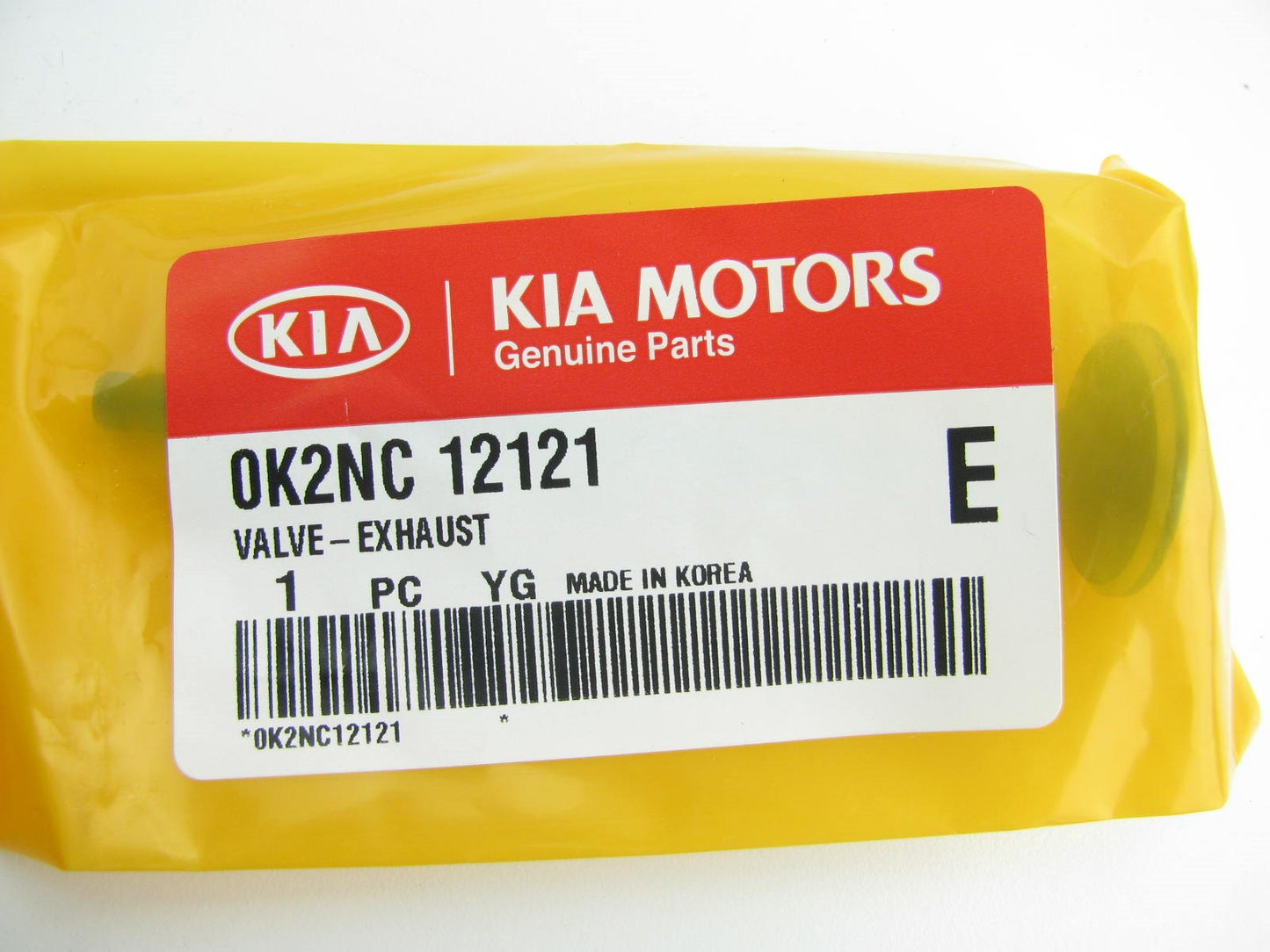 (1) NEW GENUINE Engine Exhaust Valve OEM For Kia 0K2NC12121