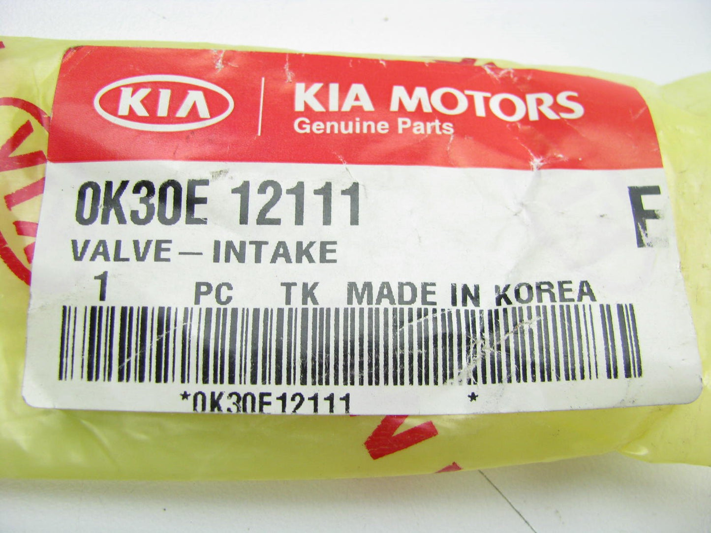 New Genuine Engine Intake Valve OEM For 2001-2002 Kia Rio 1.5L 0K30E12111