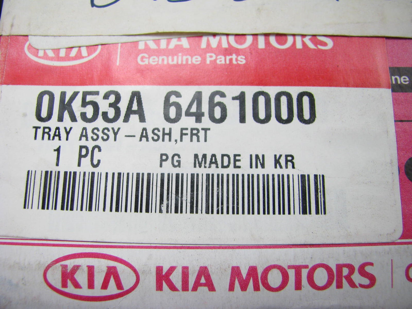 New OEM Instrument Panel Dash Ash Tray Insert For 2002-2003 Sedona 0K53A6461000