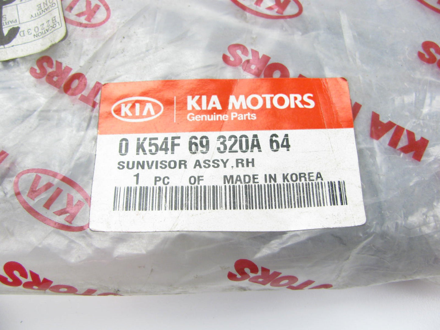 NEW GENUINE Right Sun Visor OEM For Kia Sedona 2001-2005 WITHOUT SUNROOF ONLY