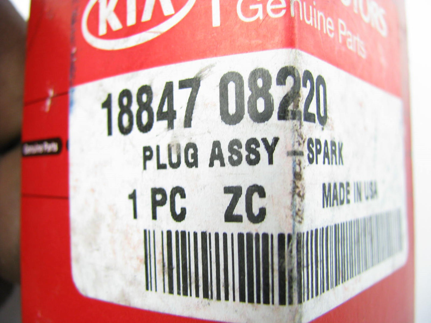 (1) NEW - OEM GENUINE Spark Plug DENSO ZXU22 For Kia 1884708220