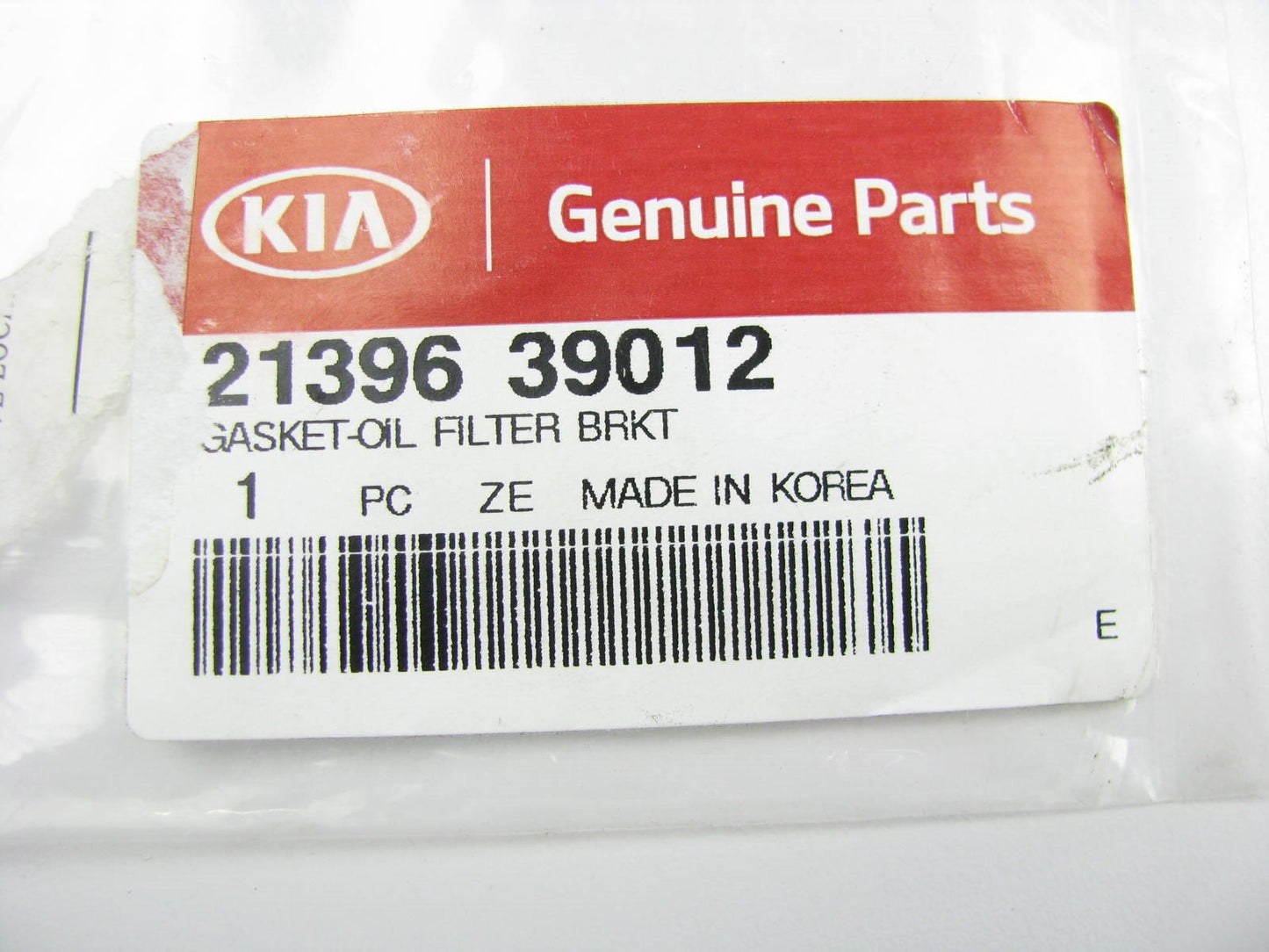 New Genuine Engine Oil Filter Adapter Gasket V6 ONLY 2139639012